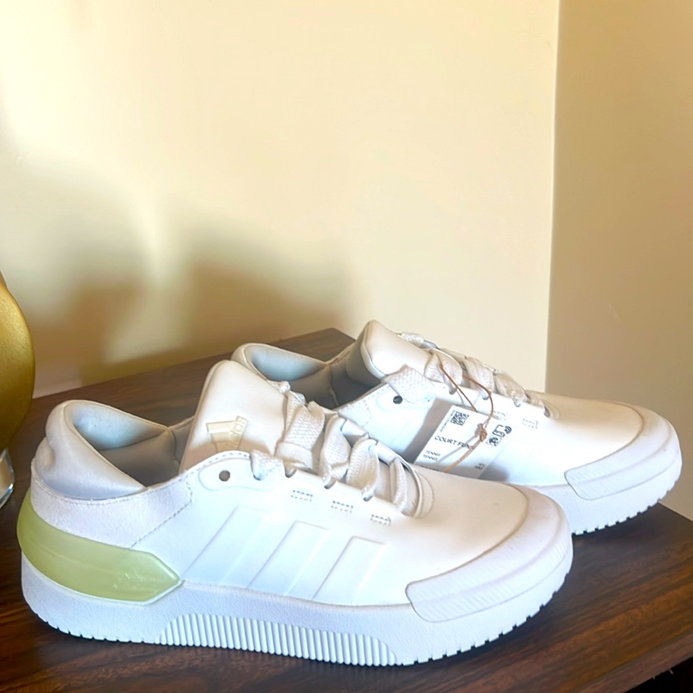 Adidas Court Funk  NWT